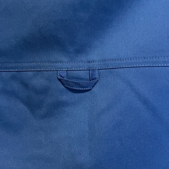 NEVERWORN. Cherokee UNISEX scrub top. - Picture 8 of 8